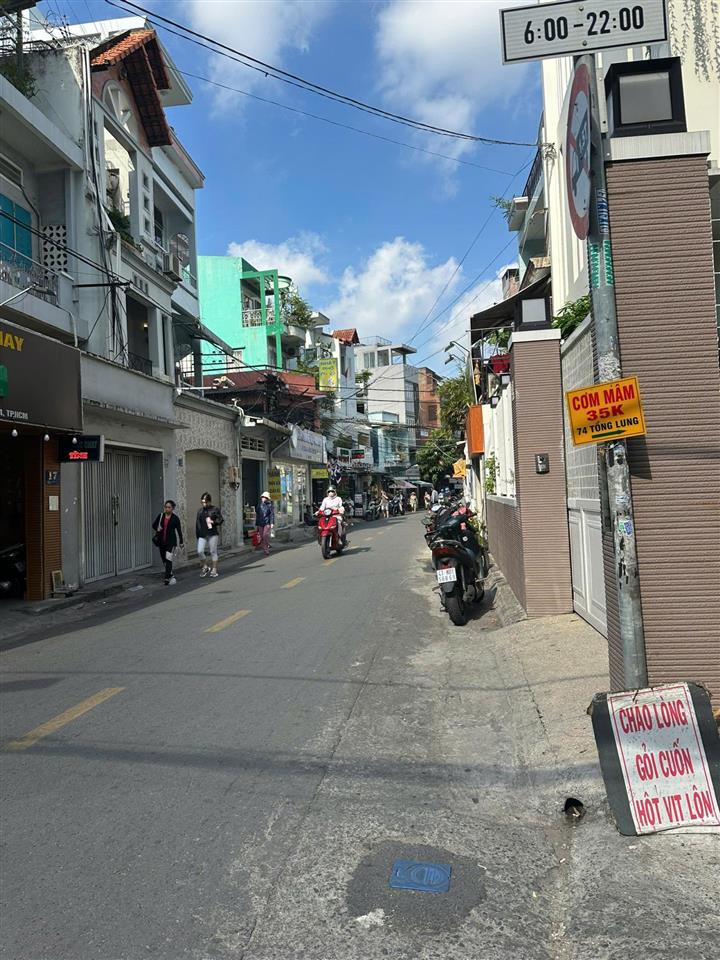 Mặt tiền đường công chúa ngọc hân, hẻm hông 8m, cách lê đại hành 50m, dt 6.2x13m, giá 12.5 tỷ