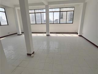 Hẻm xe hơi lạc long quân p. hòa bình. dt 8.2x7.4 m căn góc 4 lầu, st, giá 8.87 tỷ