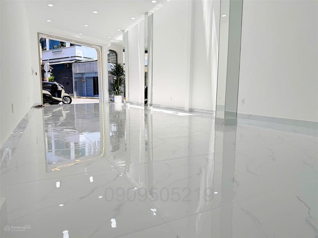 Mặt tiền nguyễn trọng tuyển, p tân sơn hòa, dt 5.1x16.2m, dtsd 74.2 m2, 3 tầng, st, giá 19.9 tỷ