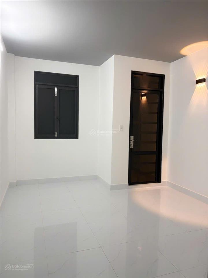 Mt thụt thái phiên q11. dt 3.8x12m, 1 trệt, 2 lầu, 4 phòng, 3 wc, giá 6.98 tỷ tl