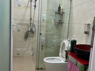 Hẻm xe hơi 351/22a lê đại hành, q 11, dt 11x13m, 3 lầu, giá 75 triệu/ tháng
