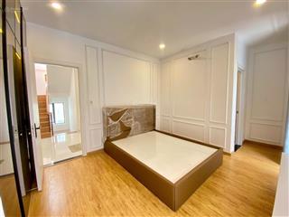 Cho thuê phòng trọ 232/11a cao thắng, q10.  diện tích 28 m2. full nội thất, giá 4,5 triệu/tháng