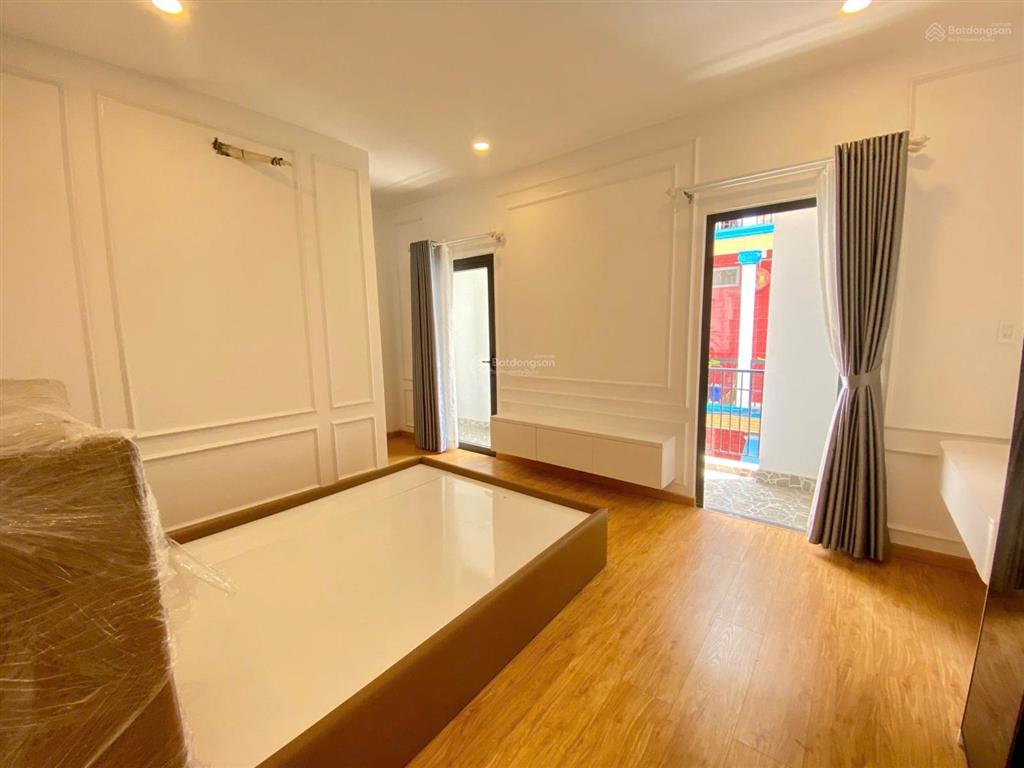 Cho thuê phòng trọ 232/11a cao thắng, q10  diện tích 28 m2. full nội thất, giá 4,5 triệu/tháng
