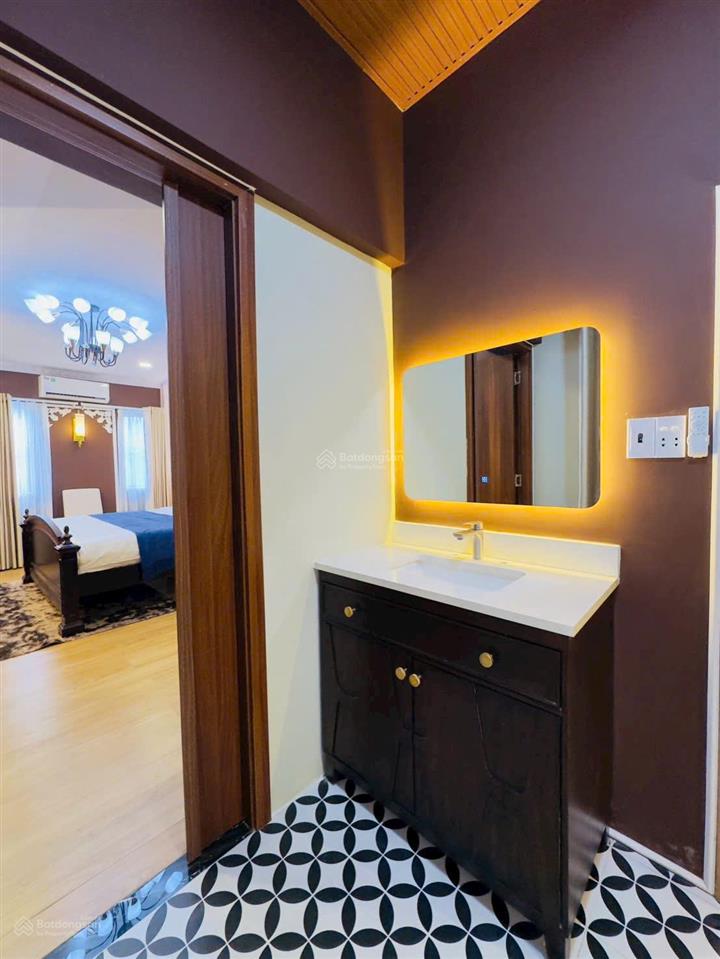 Chỉ 6.9 tỷ căn nhà 6 phòng như khách sạn 5 sao. căn góc 4 x20.74m2, 1 trệt, 1 lầu, full nội thất