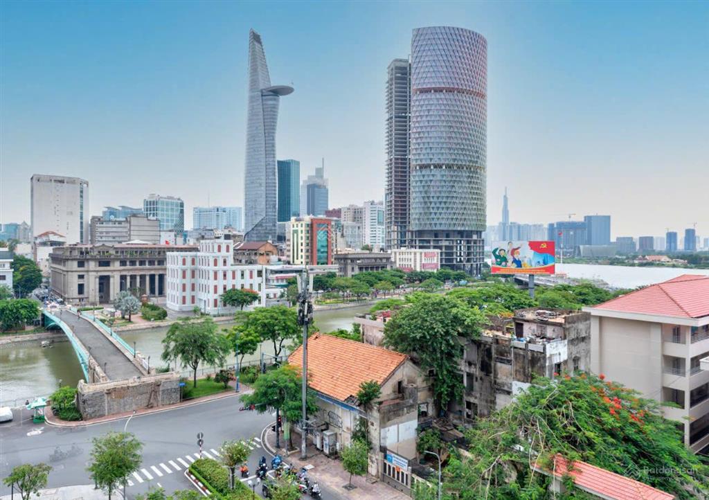 Căn hộ studio sài gòn royal 43m2 full nội thất 5,1 tỷ  0926 377 ***