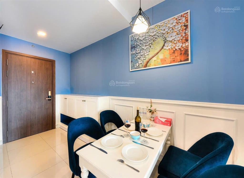 Căn hộ cao cấp sài gòn royal 43m2 full nội thất 5,1 tỷ  em tuyển 0926 377 ***