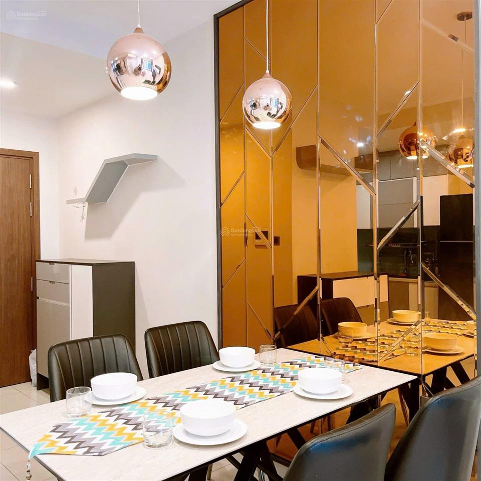 Bán căn hộ the tresor trục bến vân đồn 2 pn tầng full nội thất giá 8,3 tỷ  tuyển 0926 377 ***