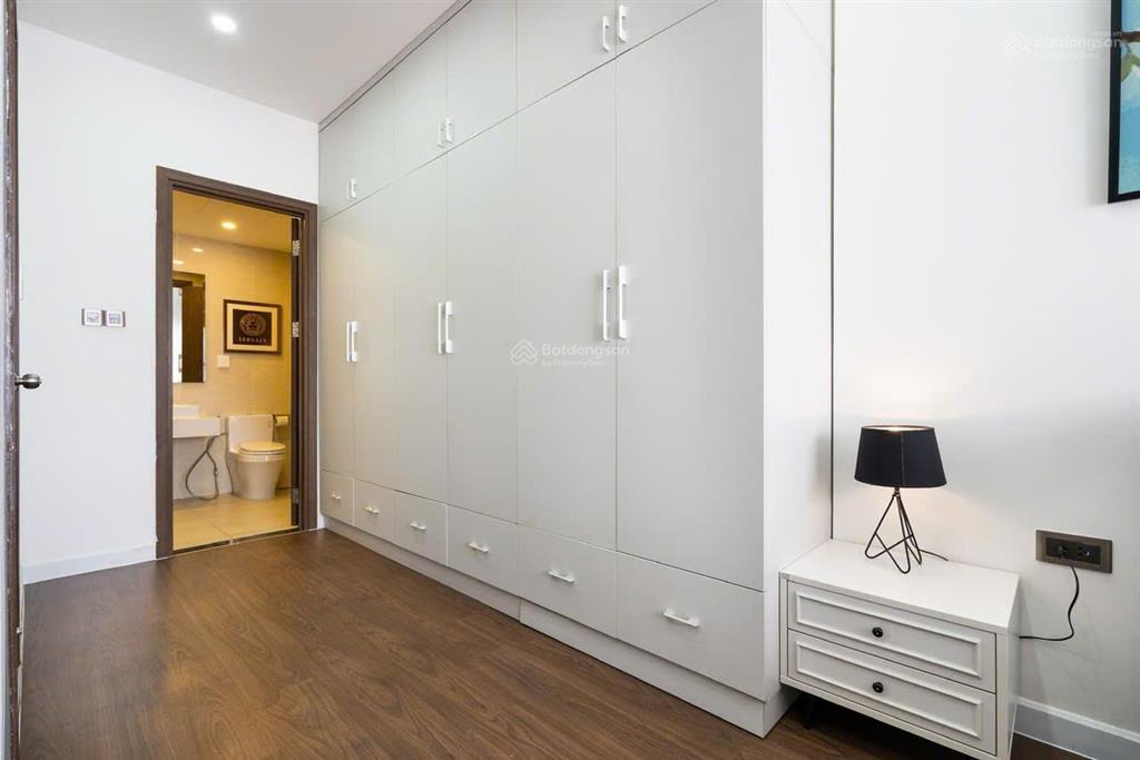 Saigon royal bán căn 2 pn view thủ thiêm quận 2 full nội thất giá 12,5 tỷ  0926 377 ***