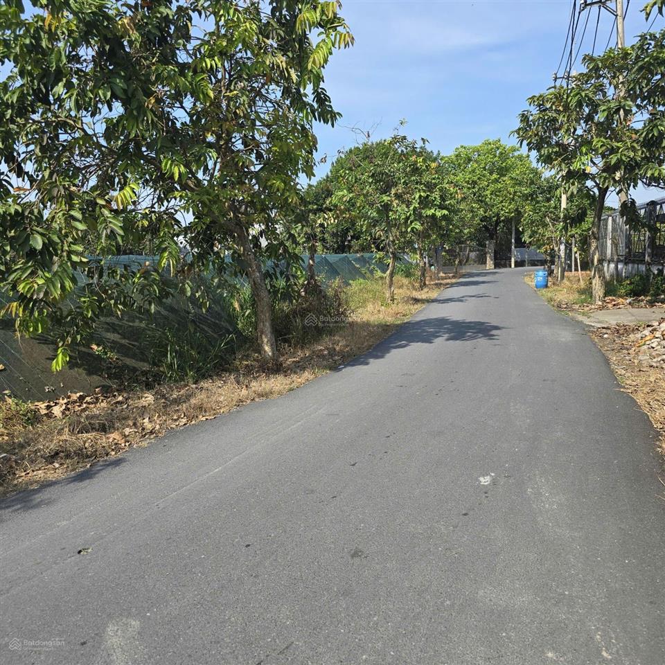 Bán gấp 1400m2 đất bệnh viện xuyên á. sát vinhomes hóc môn. sẵn 300m2 thổ cư. cách chợ chiều 400m