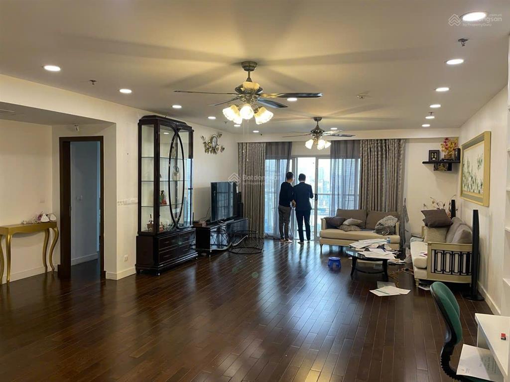Chính chủ gửi bán căn hộ view hồ giảng võ trung tâm quận ba đình  sổ đỏ  slot ô tô
