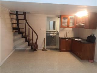 Bán nhà ngõ 78 quán sứ, q hoàn kiếm, 50m2, 2 phòng ngủ, có sổ đỏ riêng, giá 4,5 tỷ.