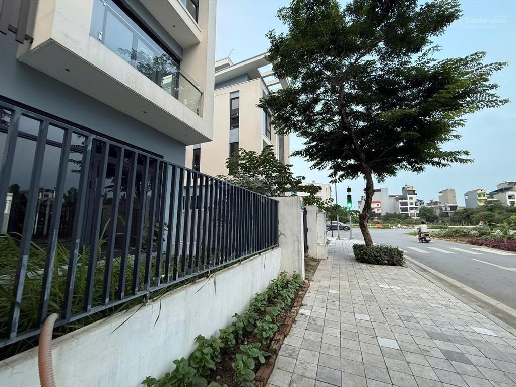 Em cần bán gấp căn biệt thự an quý, phố lê trọng tấn, dương nội, hà đông, 120m, 40 tỷ, có tl.