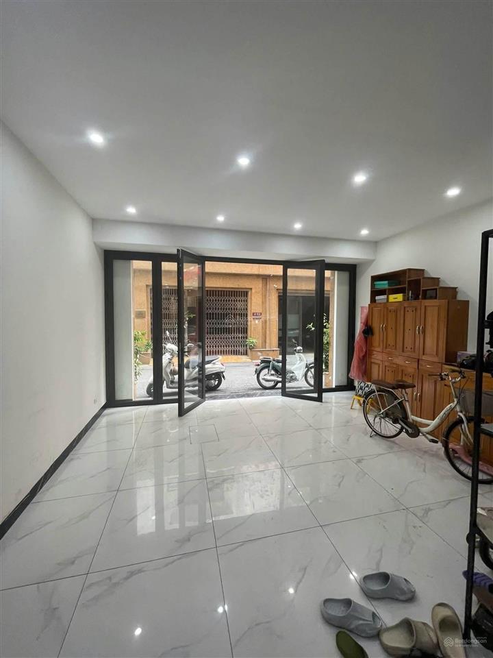 Gấp, bán nhà liền kề mỗ lao, hà đông, đường nguyễn văn lộc, 60m, 5 tầng, mt 5,3m, giá 20 tỷ.