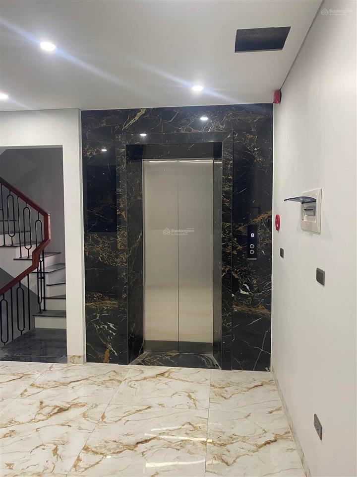 Bán nhà mặt phố quận tây hồ, 100m2, 8 tầng, thang máy, mặt tiền 6m, giá 48 tỷ