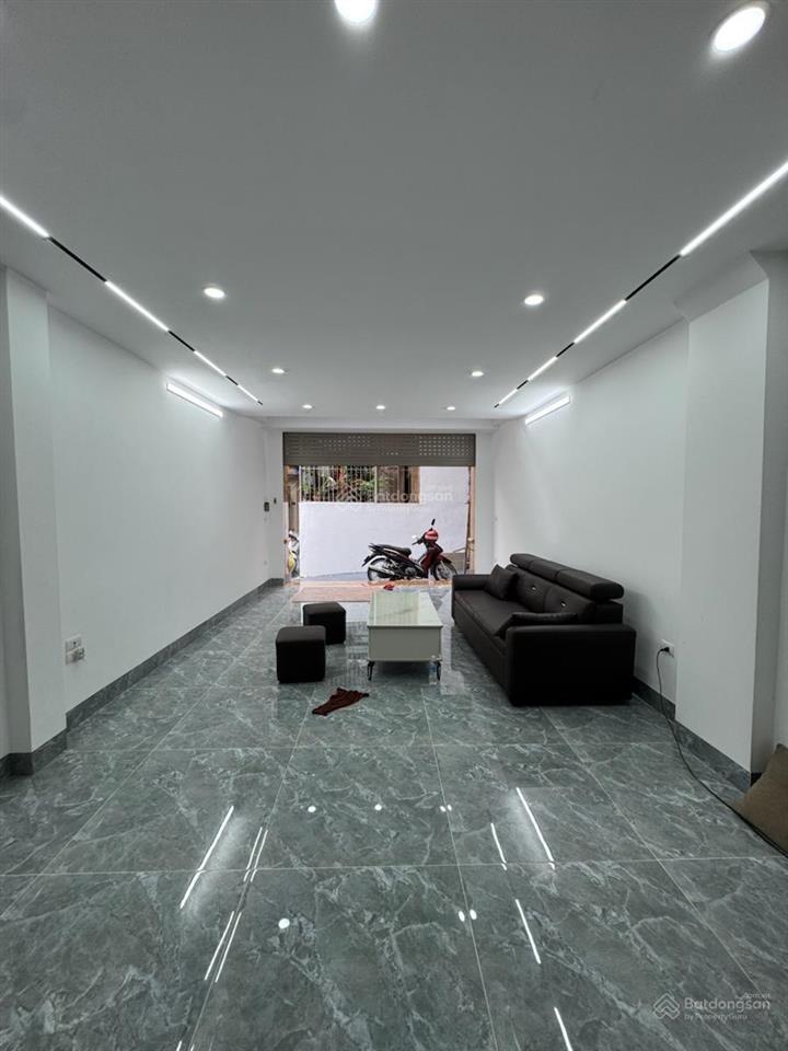 Bán nhà ngõ 29 chu huy mân, long biên, 45m2, 6 tầng, thang máy, ngõ rộng, gần ô tô, giá 9,5 tỷ