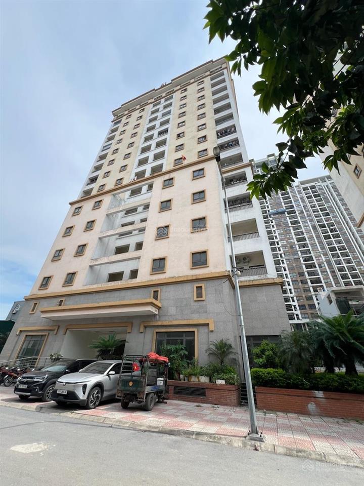 Bán căn hộ chung cư tầng 8, tòa a1, 80 hoàng đạo thành, kim giang, 70 m2, 2 ngủ, có sổ đỏ, 5,3 tỷ