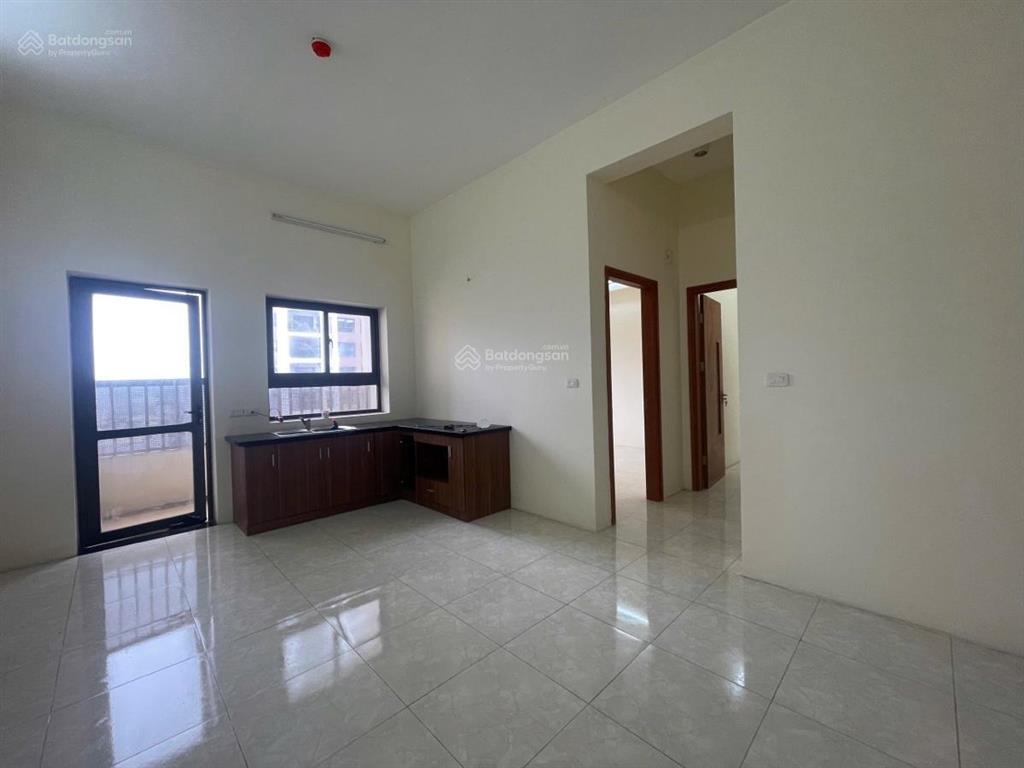 Bán căn hộ chung cư tầng 8, tòa a1, 80 hoàng đạo thành, kim giang, 70 m2, 2 ngủ, có sổ đỏ, 5,3 tỷ