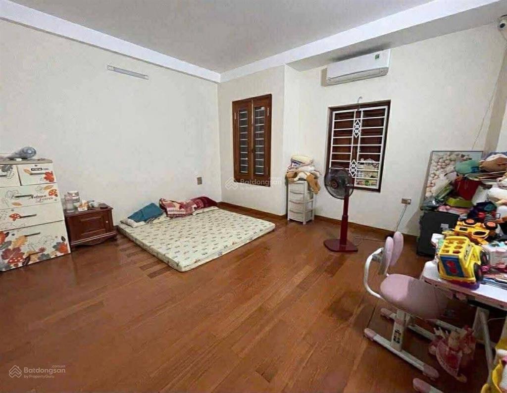 Bán nhà khu phân lô liền kề vip ngõ 183 hoàng văn thái, 84m2, 4 tầng, mặt tiền 5m, giá 29 tỷ.