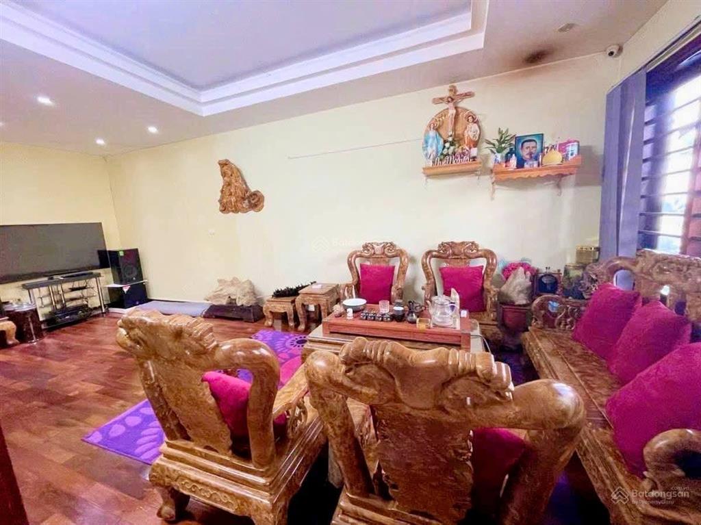 Bán gấp biệt thự kđt nam thắng ngõ 67 phùng khoang, 147m2, 5 tầng, mặt tiền 7m, giá 30 tỷ