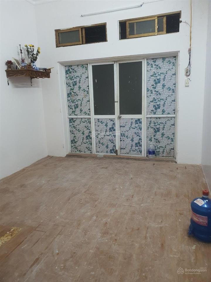 Cho thuê nhà ngõ 50 lĩnh nam, gần mặt phố 52m2, 4 phòng ngủ, giá 8 triệu