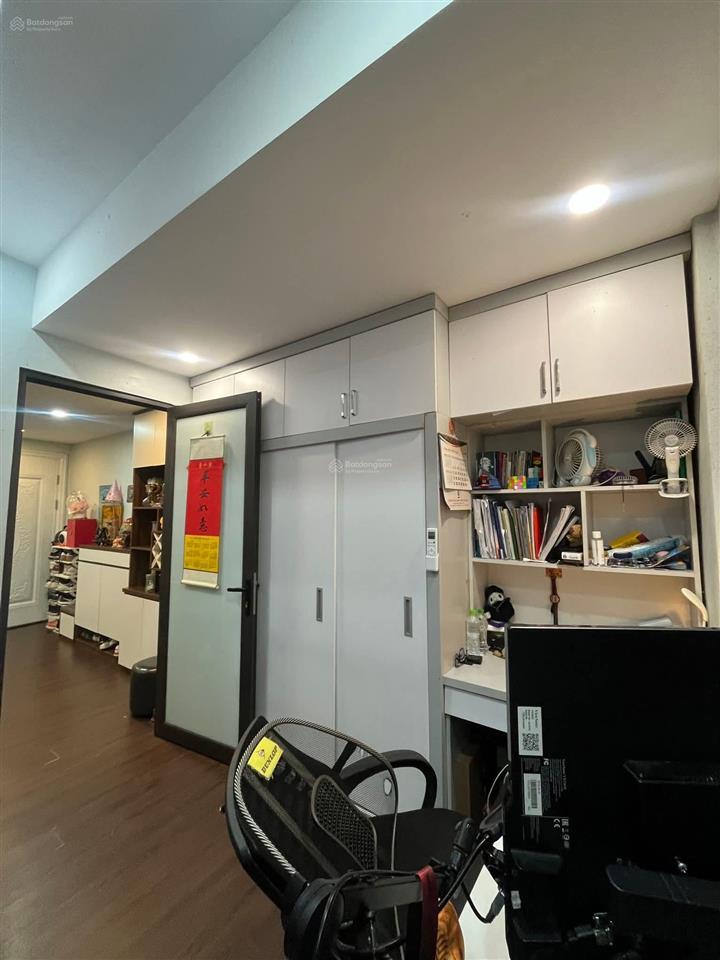 Rẻ quá, bán gấp chung cư đền lừ, hoàng mai, 61m2, 2 ngủ, giá 4,3 tỷ, mua đầu tư quá ngon.
