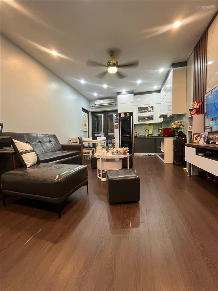 Rẻ quá, bán gấp chung cư đền lừ, hoàng mai, 61m2, 2 ngủ, giá 4,3 tỷ, mua đầu tư quá ngon.