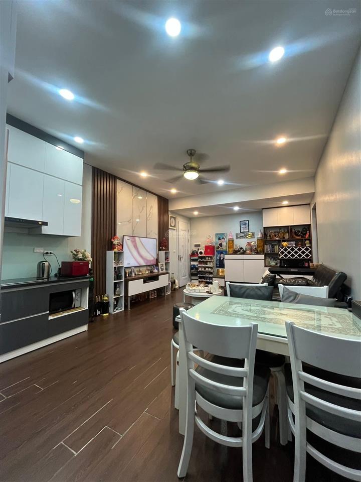 Rẻ quá, bán gấp chung cư đền lừ, hoàng mai, 61m2, 2 ngủ, giá 4,3 tỷ, mua đầu tư quá ngon.