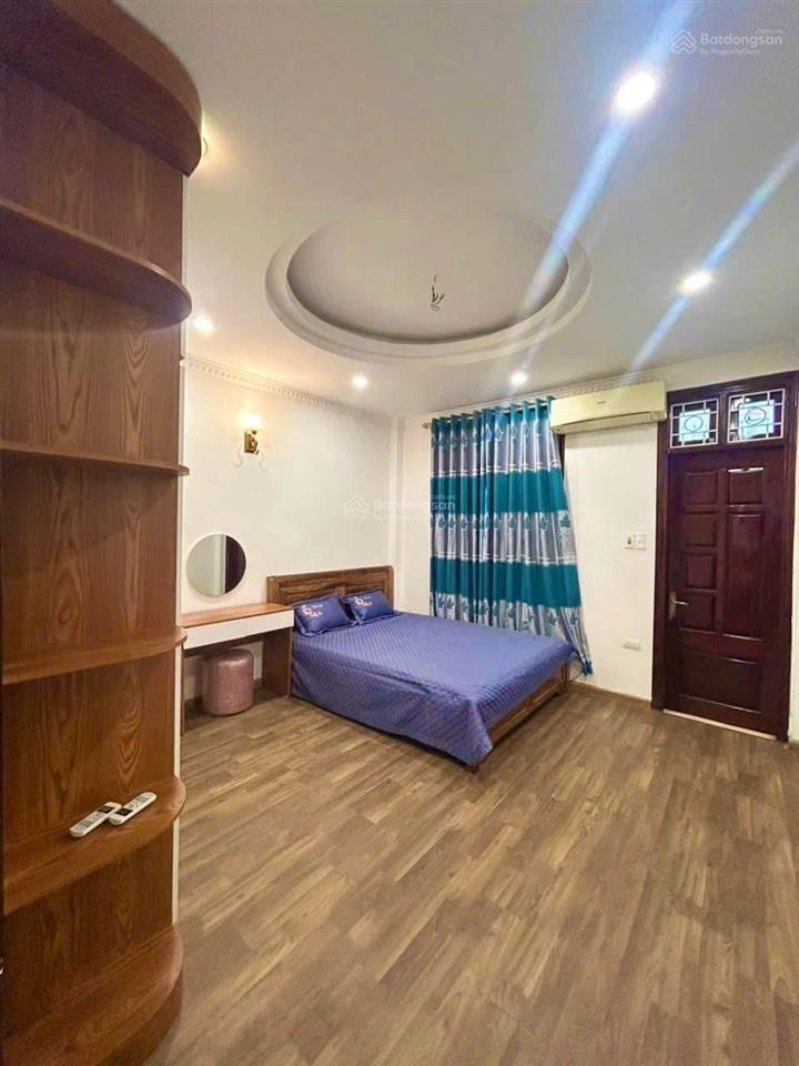 Bán nhà phố đại la, 45m2, 5 tầng, 9 phòng, đang cho thuê 30 triệu/1 tháng.