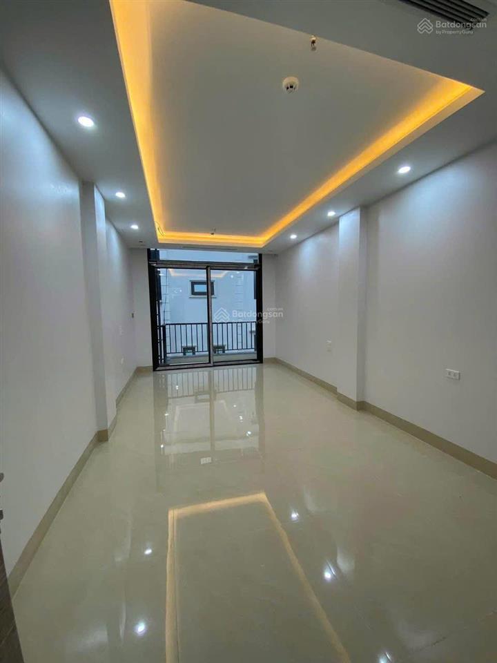 Cho thuê nhà làm văn phòng công ty, phố trường chinh, 350m2, ngõ ô tô 5m, ngõ thông, có thang máy.