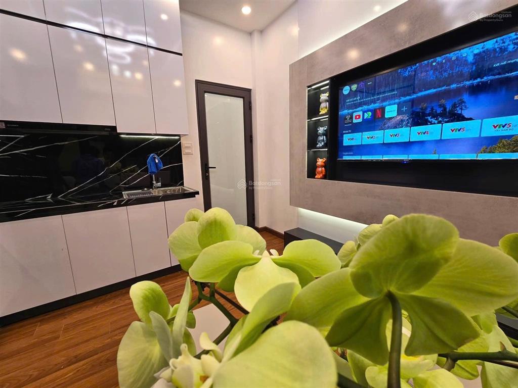 Bán nhà mặt phố giáp nhị, 25m2, 5 tầng, mặt ngõ ô tô tránh, kinh doanh, giá 6,8 tỷ, không quy hoạch