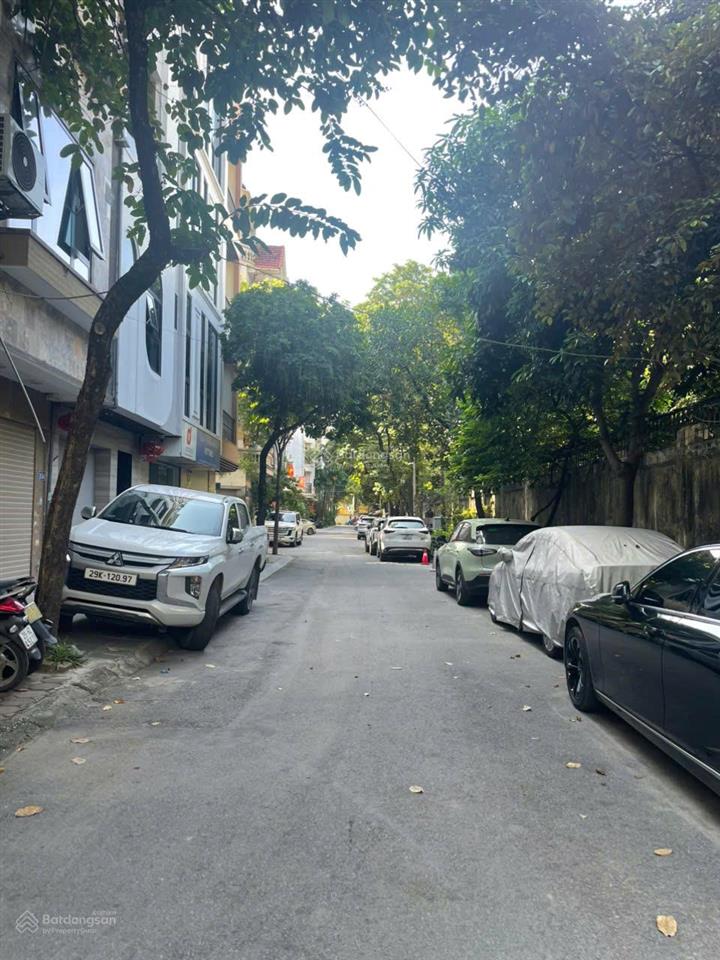 Cần bán toà văn phòng 62m xây 6 tầng mặt tiền 5m phố phạm tuấn tài, trần quốc hoàn, sổ đỏ, giá 23ty