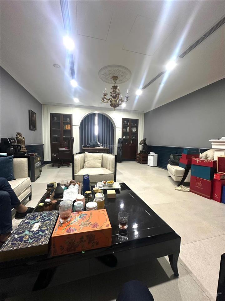 Bán nhà mặt phố vũ phạm hàm, cầu giấy. 150m² 7 tầng mặt tiền 5,6m. giá 105 tỷ.  0912 259 ***