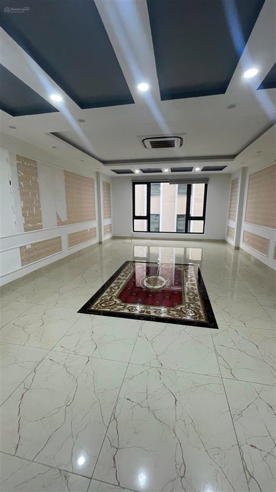 Bán nhà phố đỗ quang, trung hòa, cầu giấy. 60m2 6 tầng mặt tiền 5,2m. kd sầm uất. giá 35 tỷ