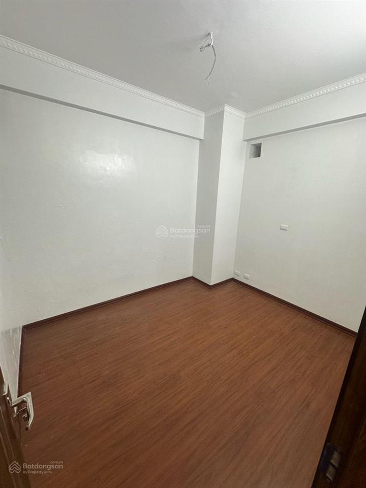 Cho thuê căn hộ chung cư b3a nam trung yên, cầu giấy. 55m2 2ngủ đồ cơ bản. giá 10 triệu/tháng