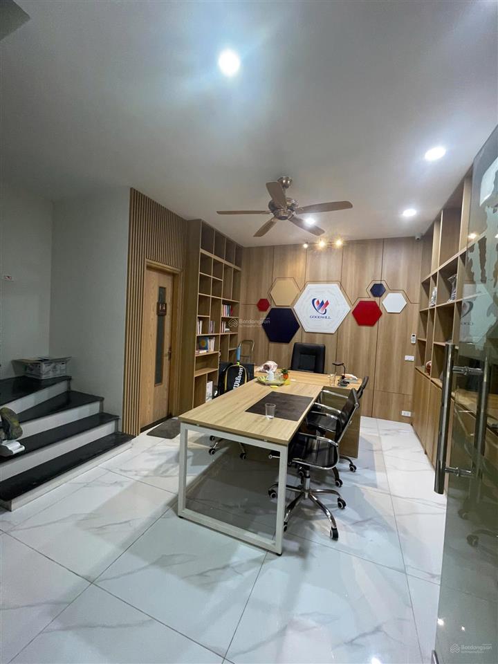 Bán nhà phân lô phố đỗ quang, trung hòa nhân chính, cầu giấy. 50m2 5 tầng mặt tiền 4m. giá 25 tỷ