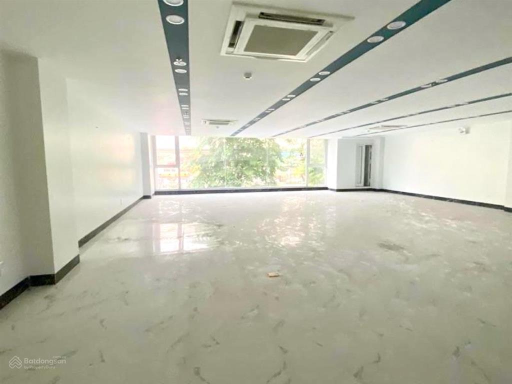 Bán nhà phố phùng chí kiên, hoàng sâm, cầu giấy. dt 100m2 8tầng mặt tiền 7m. dòng tiền cho thuê cao