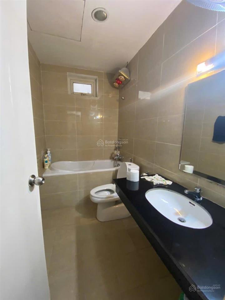 Bán căn hộ chung cư hồ gươm plaza, trần phú, hà đông. 141m2 3 ngủ full đồ. giá 8,8 tỷ. lô góc