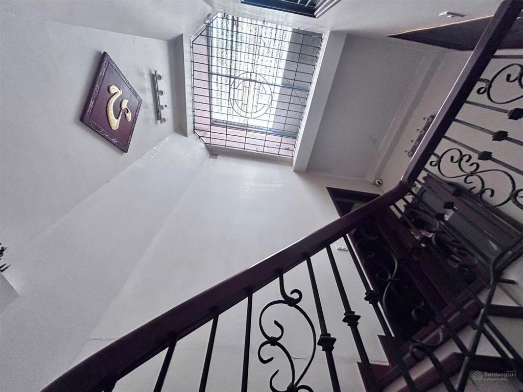 Bán nhà vũ trọng phụng, thanh xuân. 30m2 4tầng mặt tiền 3,6m. giá 5,7 tỷ.  0912 259 ***