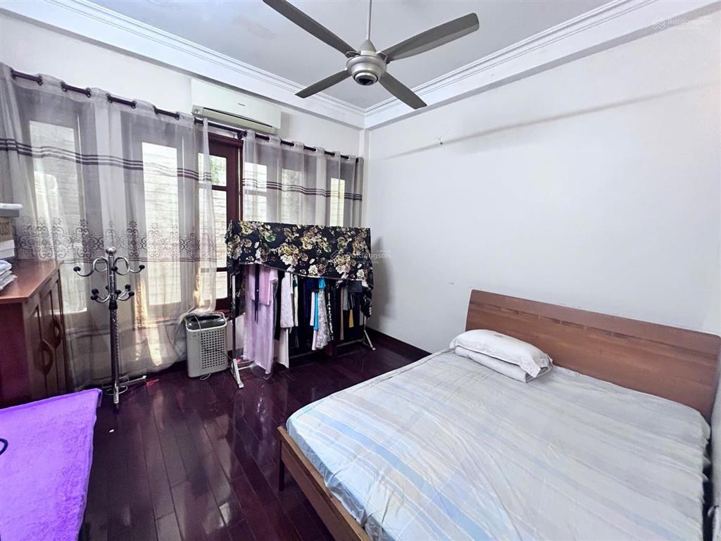 Bán nhà vũ trọng phụng, thanh xuân. 30m2 4tầng mặt tiền 3,6m. giá 5,7 tỷ.  0912 259 ***