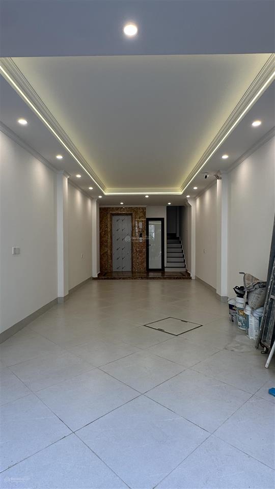 Bán nhà mặt phố vũ hữu, thanh xuân. diện tích 40m2 8 tầng mặt tiền 3,7m. giá 15 tỷ.  0912 259 ***