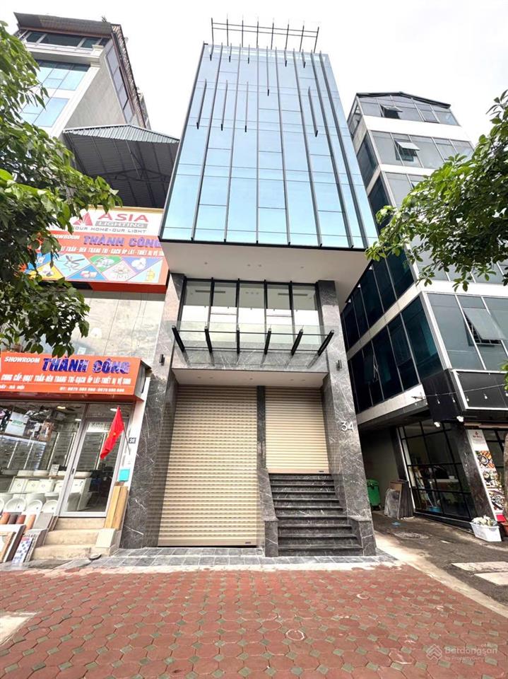 Cho thuê nhà mặt phố xã đàn, đống đa. 75m2 8 tầng lô góc 3 mặt. giá 100tr/tháng  0912 259 ***