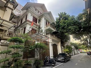 Bán biệt thự trung kính, cầu giấy. 160m2 4 tầng thang máy mặt tiền 12,5m. giá 75 tỷ