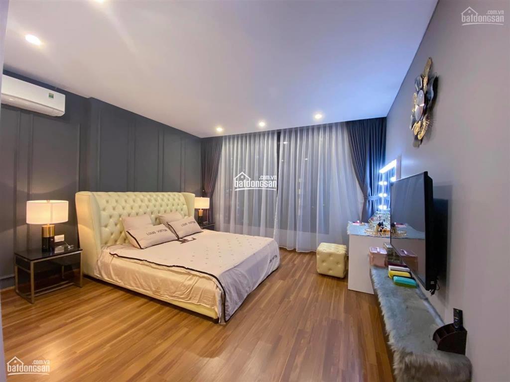Cần gấp giảm giá tốt gần 1 tỷ. căn góc chung cư 219 trung kính, 74m2, full nt xịn đẹp