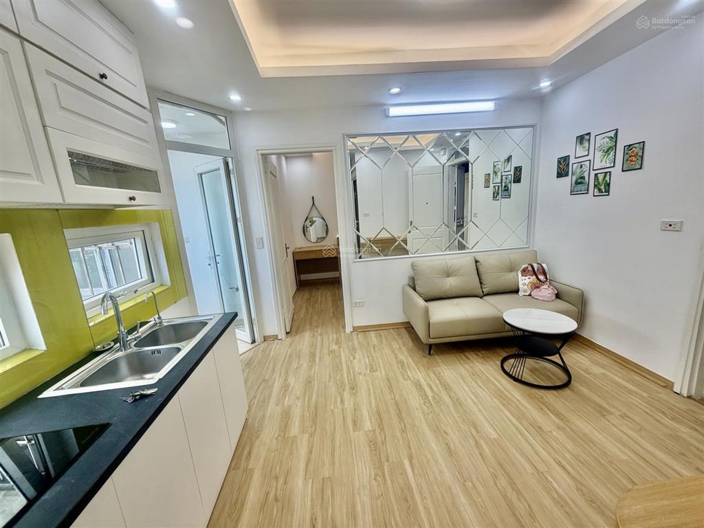 Chính chủ bán chung cư khương đình 38m2 full nội thất có hầm ô tô