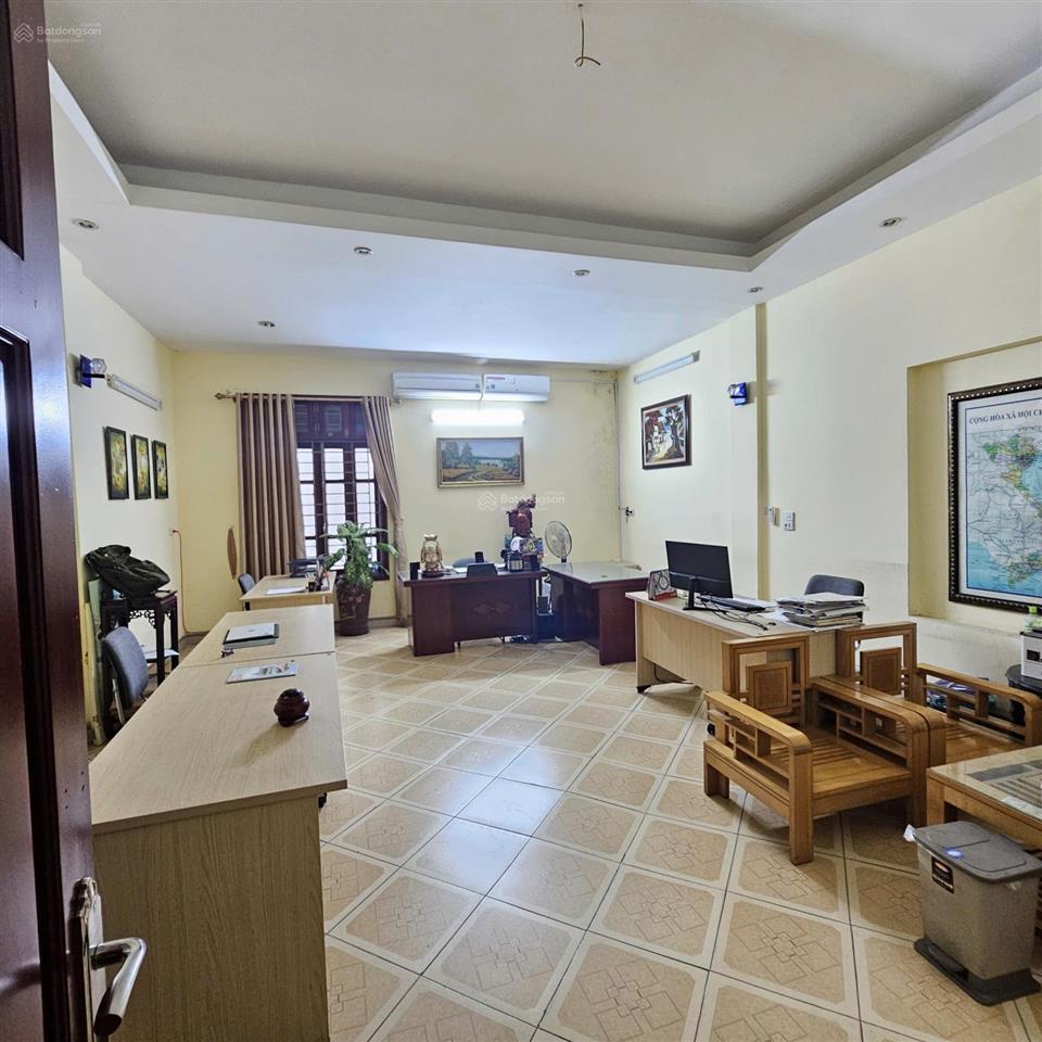 Bán nhà trần khát chân 95m giá chỉ 22 tỷ xây ccmn dòng tiền tốt