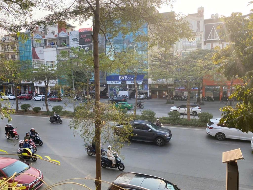 Chính chủ bán nhà mặt phố xã đàn, dt 150m2 xây 8 tầng + hầm thoáng trước sau, vỉa hè rộng, đoạn đẹp