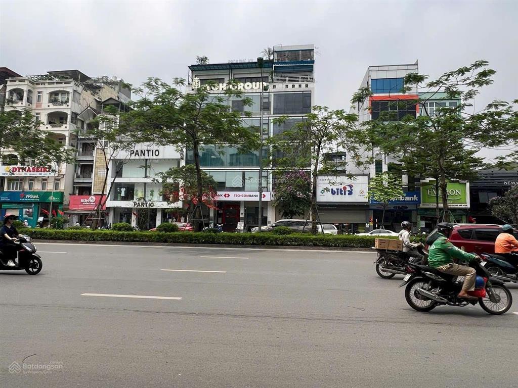 Chính chủ bán nhà mặt phố xã đàn, dt 150m2 xây 8 tầng + hầm thoáng trước sau, vỉa hè rộng, đoạn đẹp