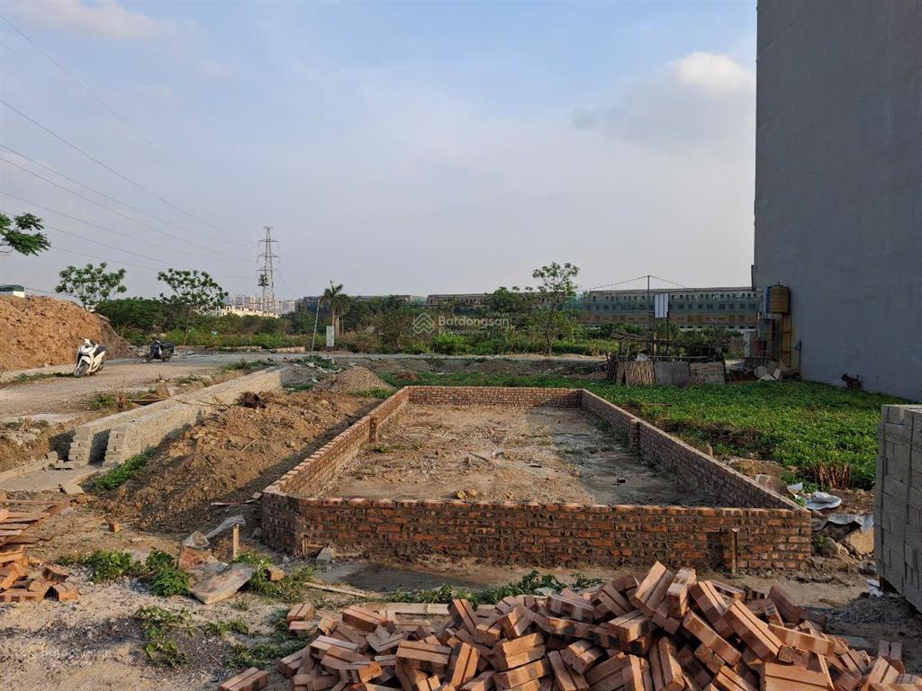 Bán lô 53.7m2 2 mặt thoáng sát kđt an lạc đường 11m cách vài bước chân đường vành đai 3.5