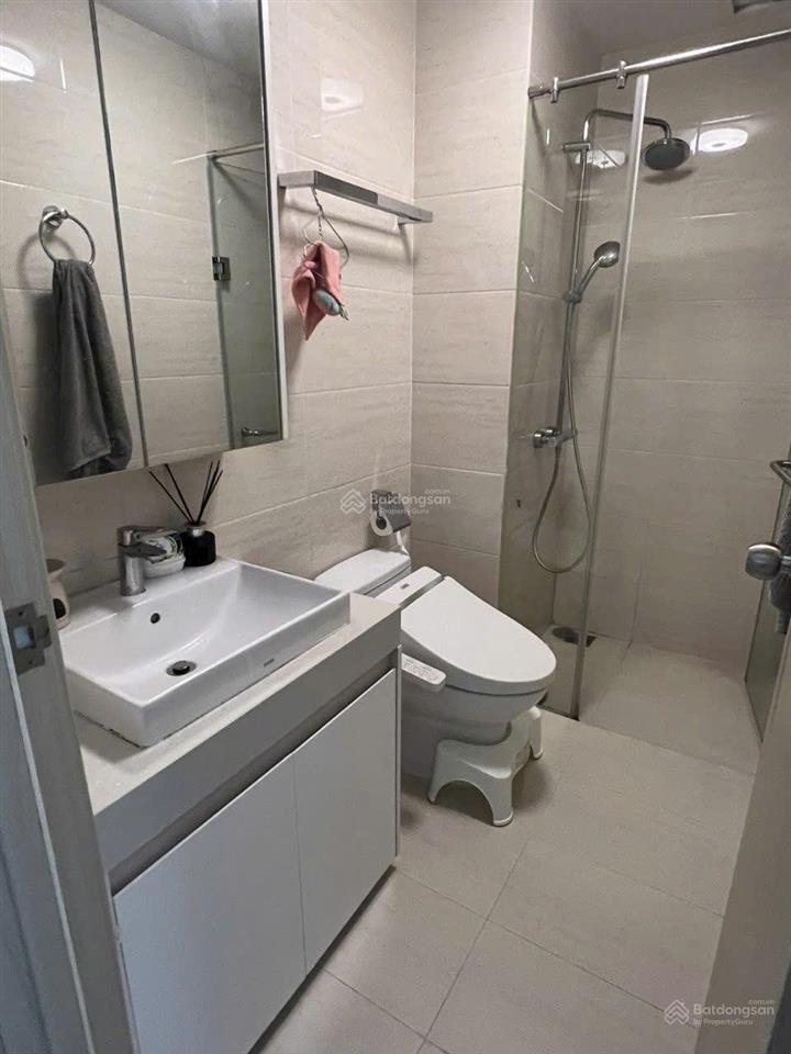 Bán căn hộ new city, dt 102m2 3pn 2wc, giá tốt 8.8ty bao hết, tầng đẹp view thoáng,  0908 833 ***