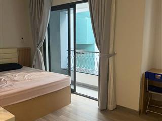 Cho thuê căn hộ dịch vụ full nội thất huỳnh văn bánh, phú nhuận